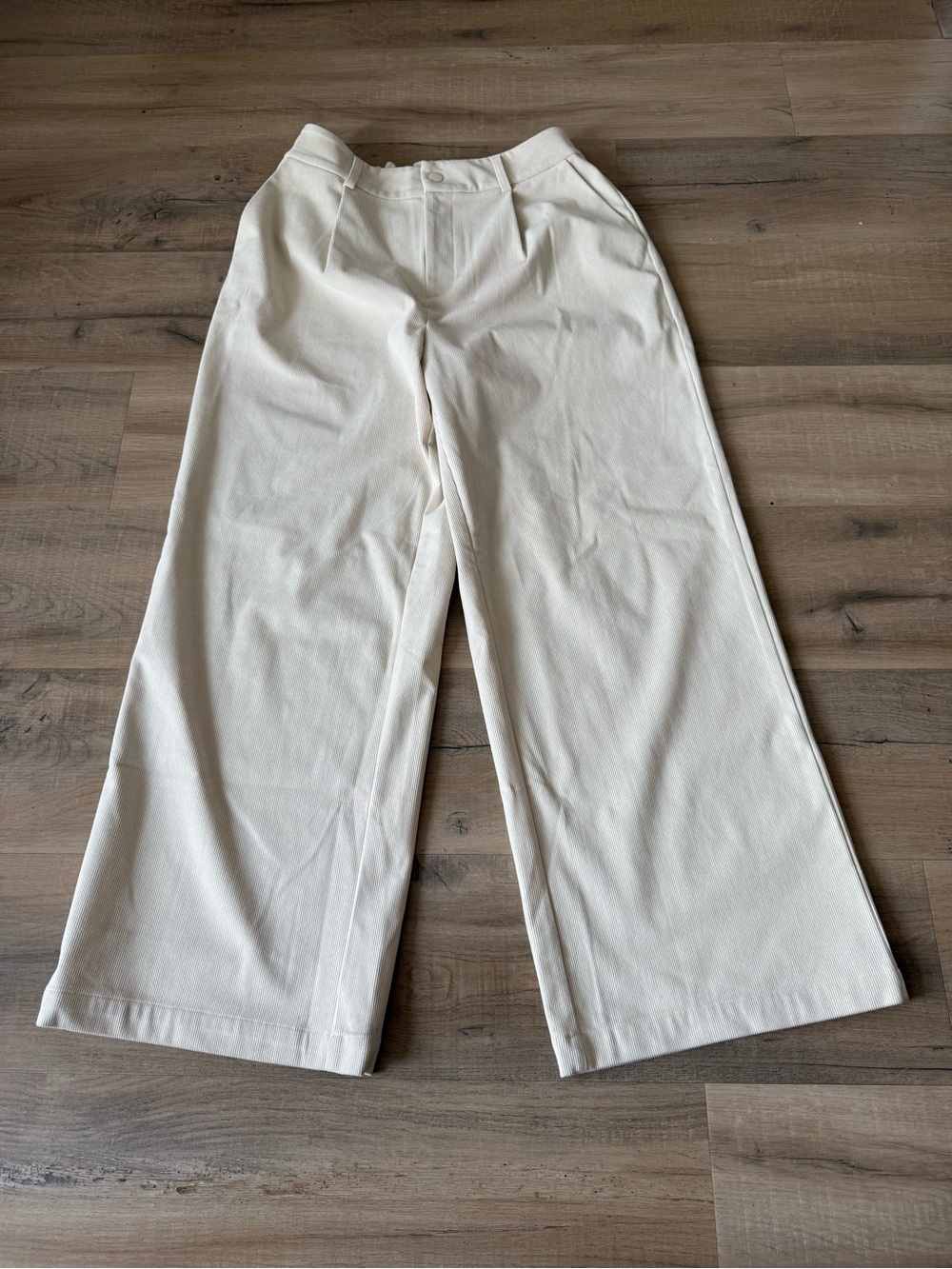 Varley Cream Birch Rocio Needlecord Wide Leg Pants - Medium - Picture 6 of 10